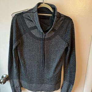 Under Armour Gray Fitted Polo Sweatshirt